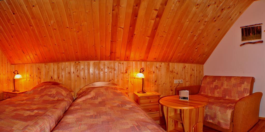 Guesthouse Leiputrija Ādaži Bagian luar foto