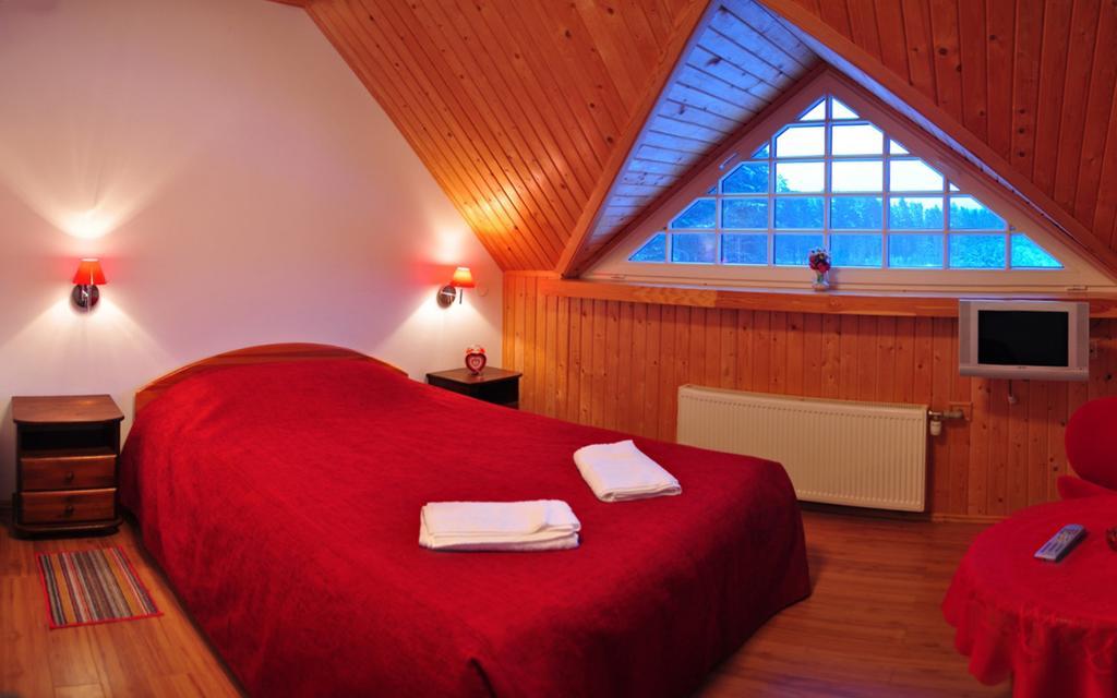 Guesthouse Leiputrija Ādaži Bagian luar foto