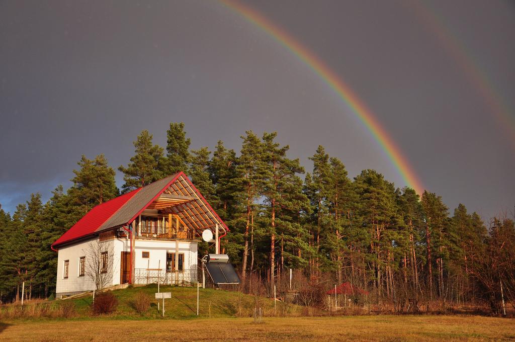 Guesthouse Leiputrija Ādaži Bagian luar foto