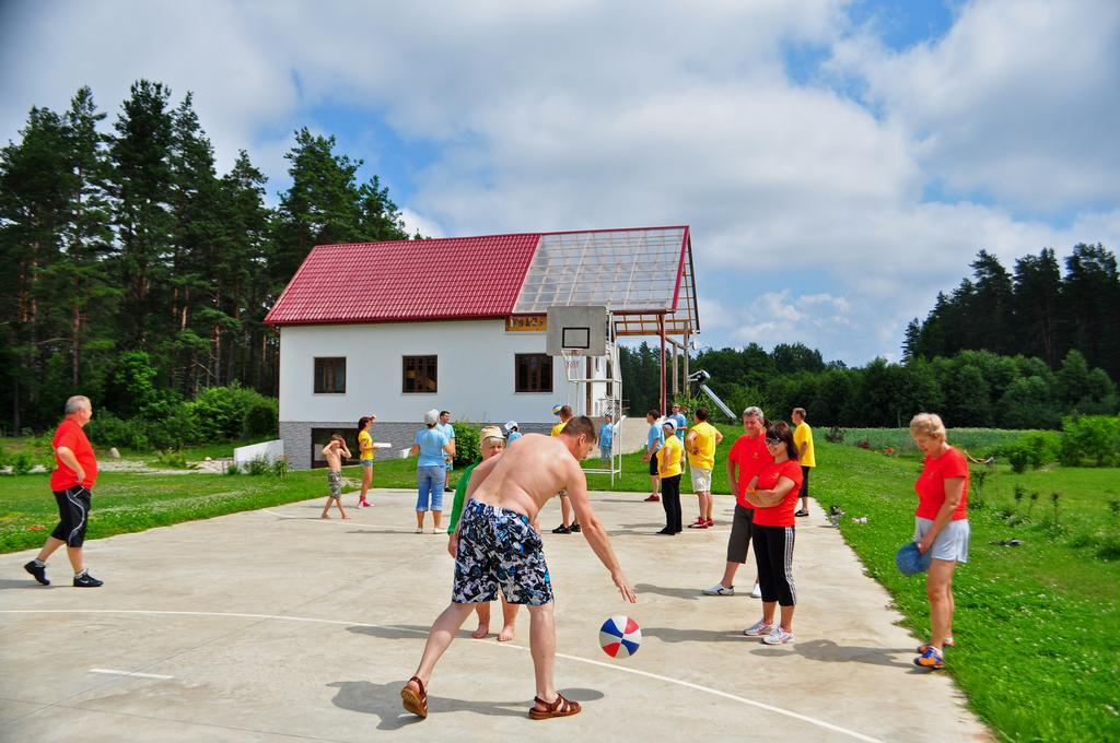 Guesthouse Leiputrija Ādaži Bagian luar foto
