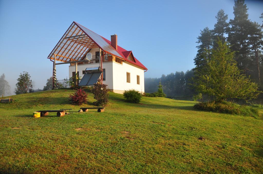 Guesthouse Leiputrija Ādaži Bagian luar foto