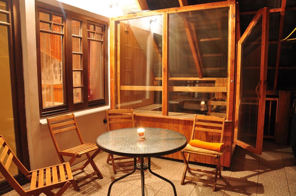 Guesthouse Leiputrija Ādaži Bagian luar foto