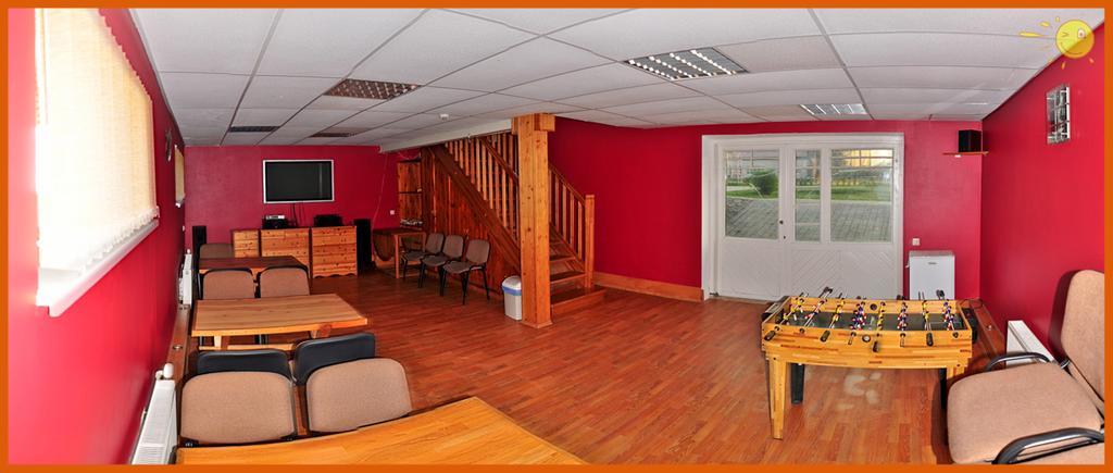 Guesthouse Leiputrija Ādaži Bagian luar foto