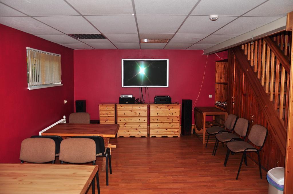 Guesthouse Leiputrija Ādaži Bagian luar foto