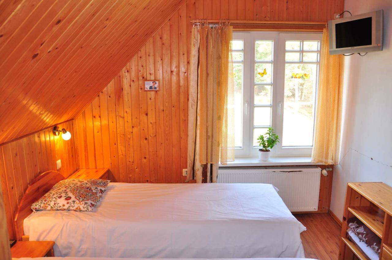 Guesthouse Leiputrija Ādaži Bagian luar foto